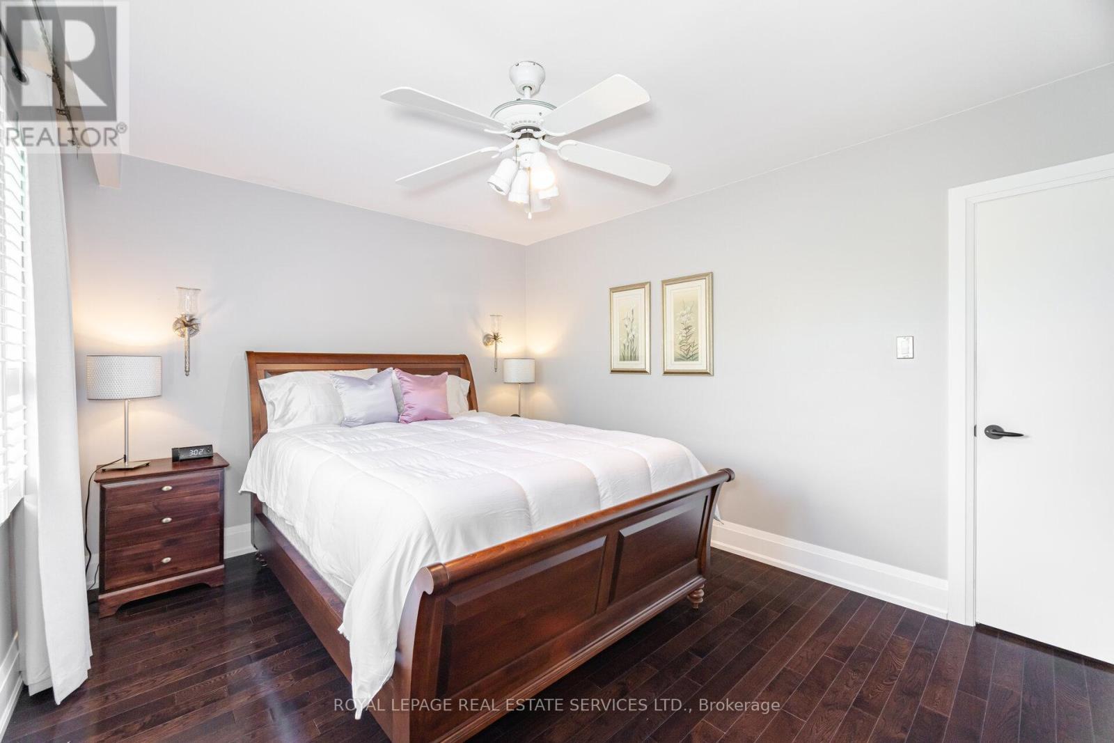 












26 ALANMEADE CRESCENT

,
Toronto,




Ontario
M9B2H3


