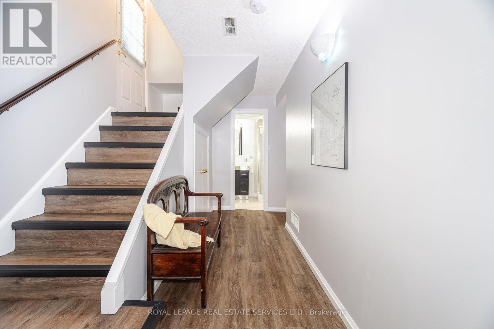 












26 ALANMEADE CRESCENT

,
Toronto,




Ontario
M9B2H3

