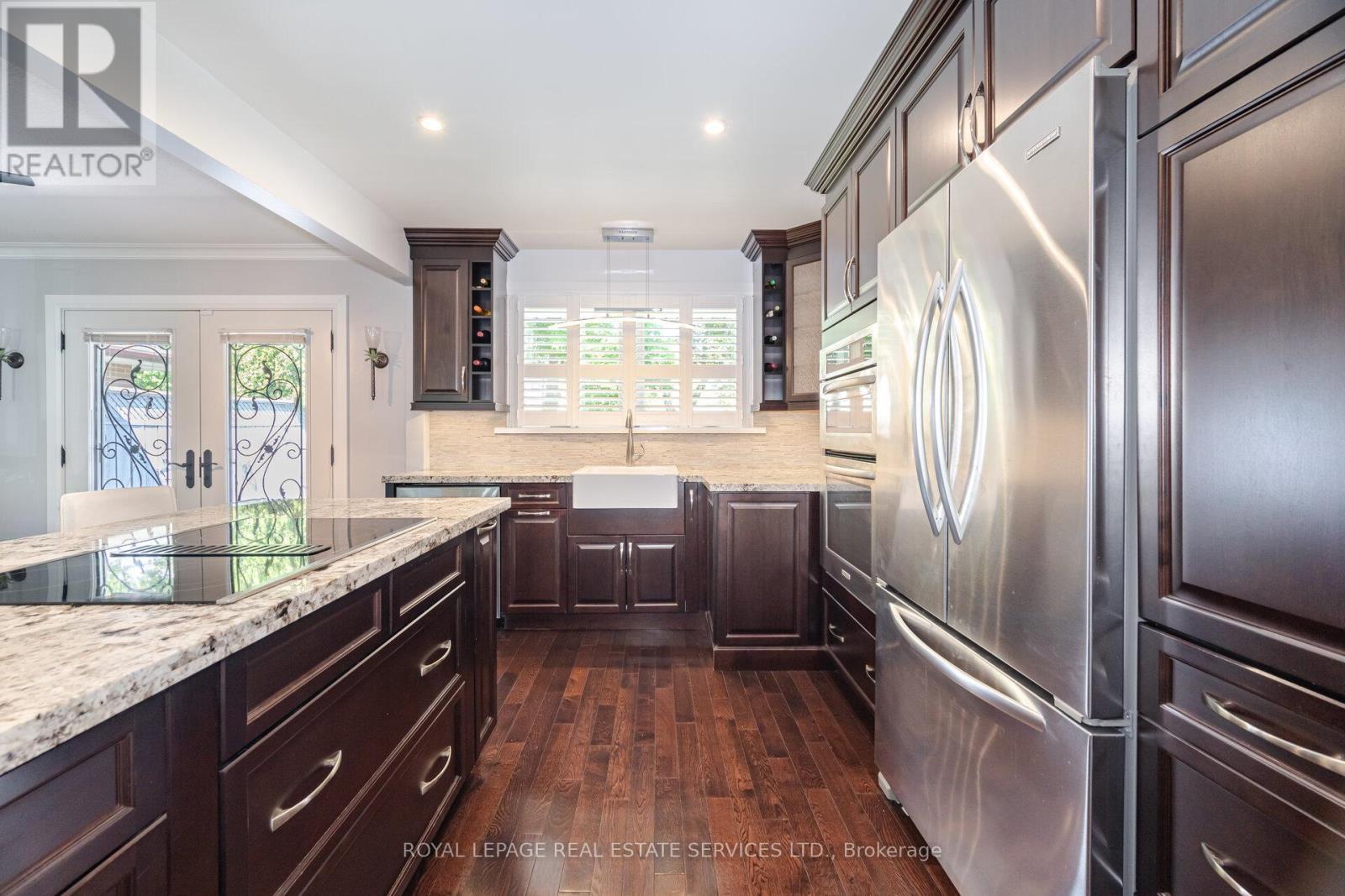 












26 ALANMEADE CRESCENT

,
Toronto,




Ontario
M9B2H3

