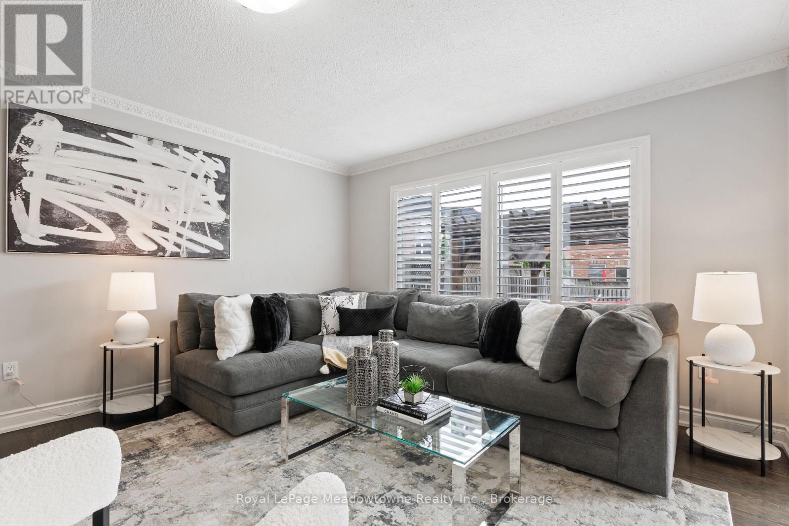 












824 GAZLEY CIRCLE

,
Milton (BE Beaty),




Ontario
L9T6M2

