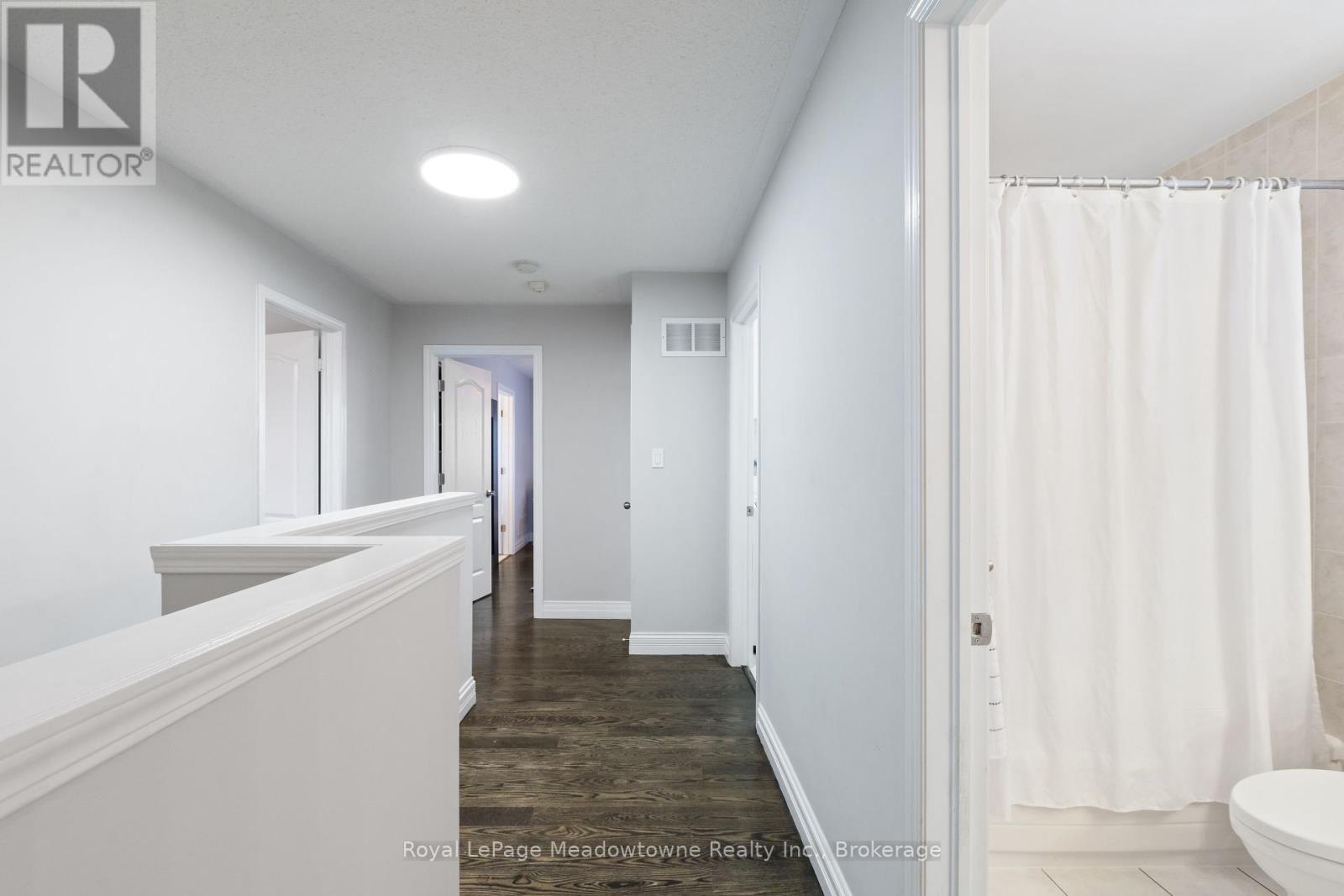 












824 GAZLEY CIRCLE

,
Milton (BE Beaty),




Ontario
L9T6M2

