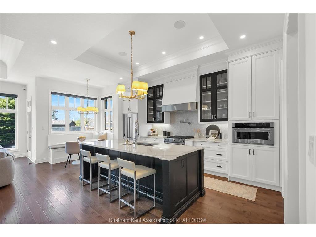 









2405


Meadowlands

Way,
London,




ON
N6G 5L8

