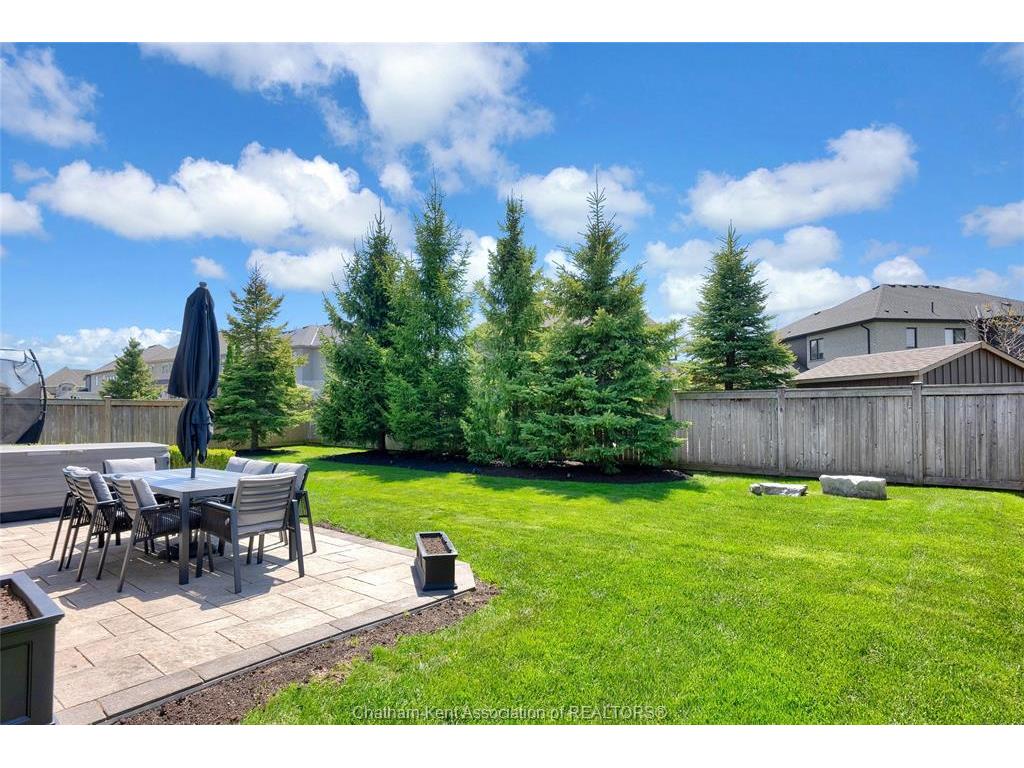 









2405


Meadowlands

Way,
London,




ON
N6G 5L8


