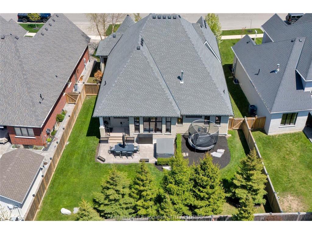 









2405


Meadowlands

Way,
London,




ON
N6G 5L8

