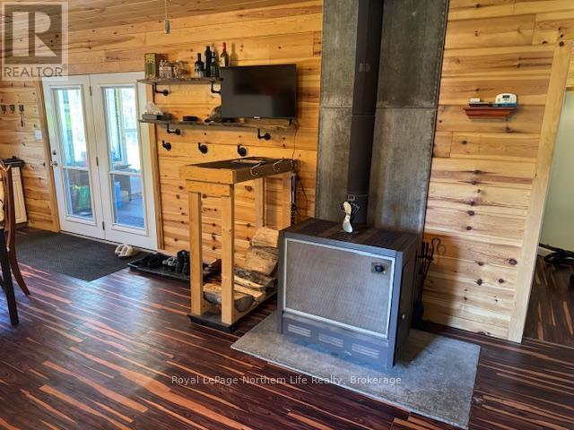 












126 ROBERTS ROAD

,
West Nipissing (River Valley),




Ontario
P0H2C0

