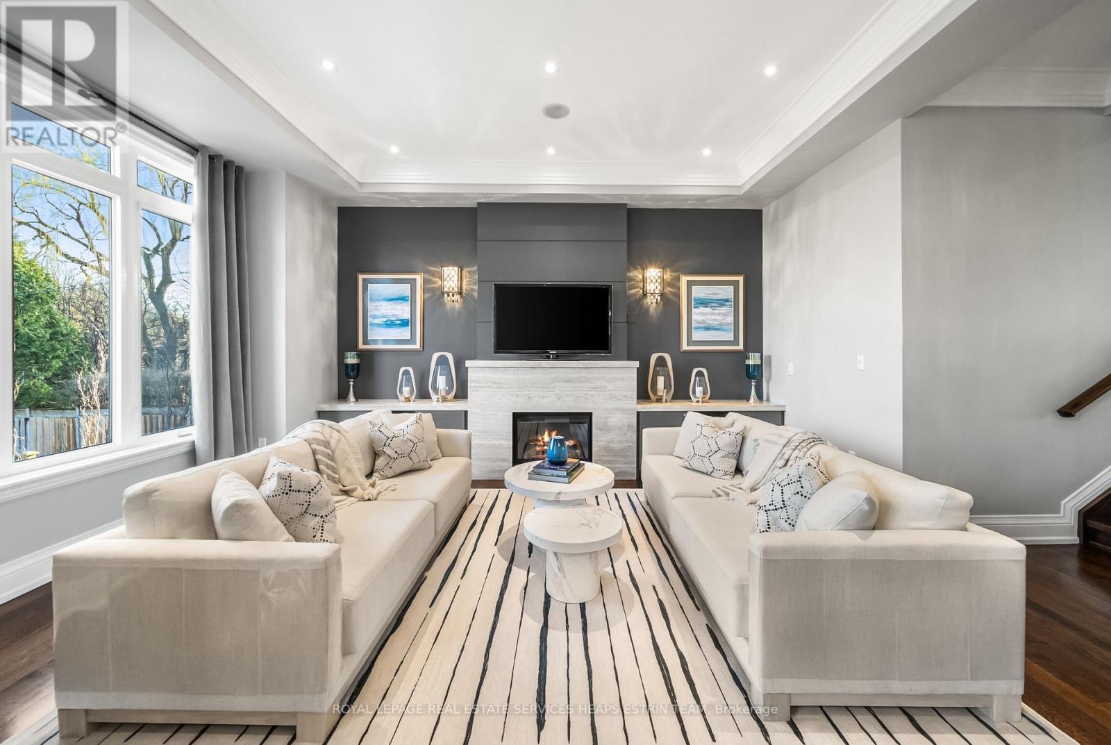 












481 BROADWAY AVENUE

,
Toronto,




Ontario
M4G2R4

