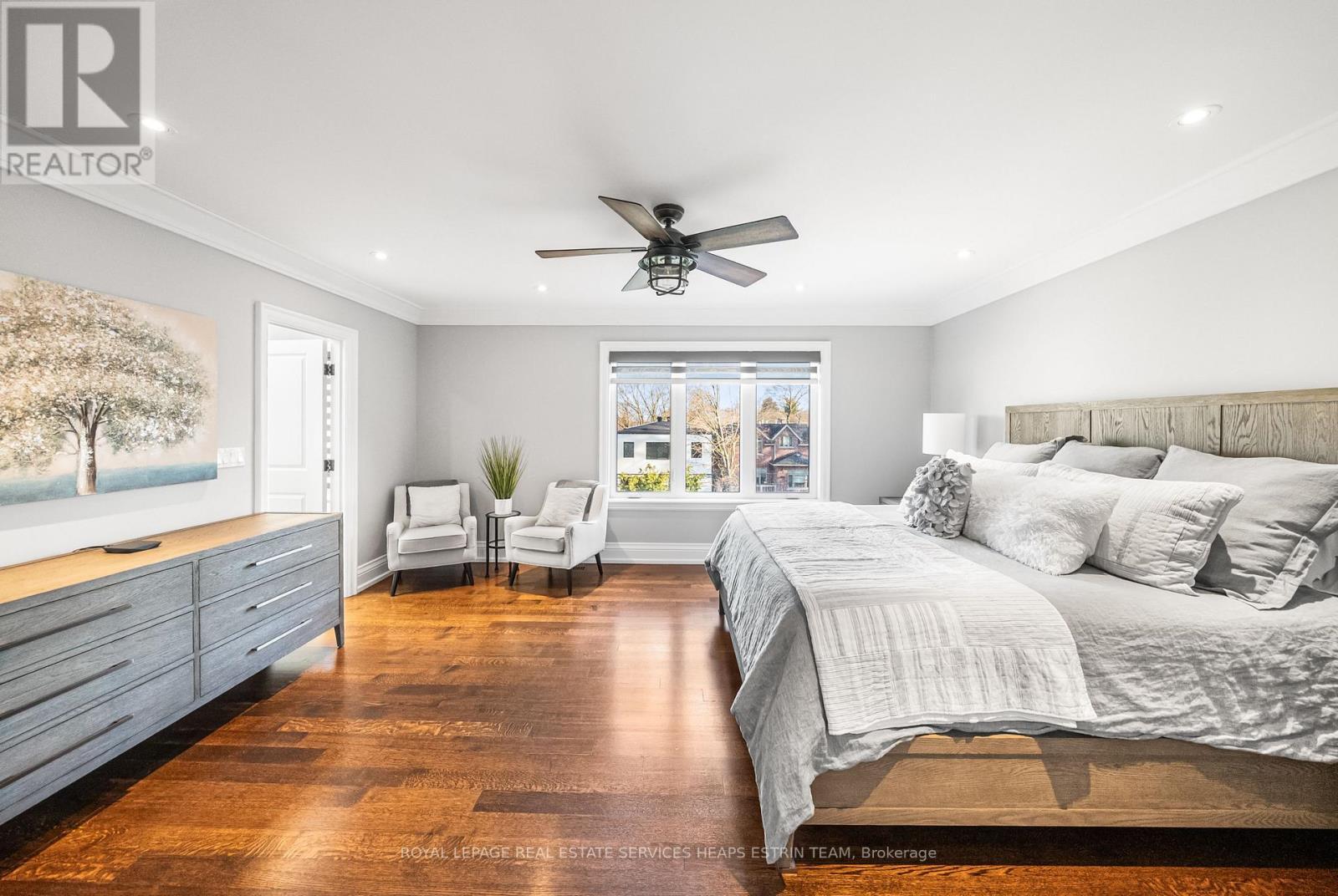 












481 BROADWAY AVENUE

,
Toronto,




Ontario
M4G2R4

