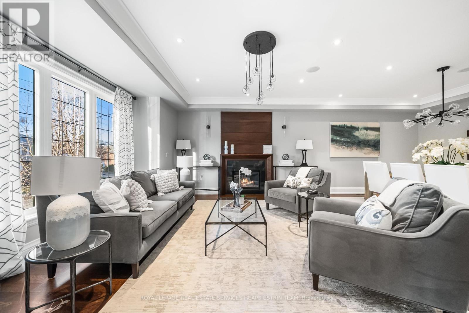 












481 BROADWAY AVENUE

,
Toronto,




Ontario
M4G2R4

