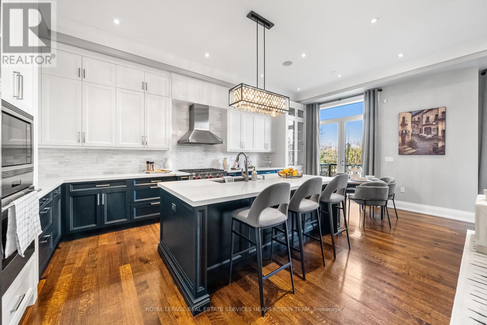 












481 BROADWAY AVENUE

,
Toronto,




Ontario
M4G2R4

