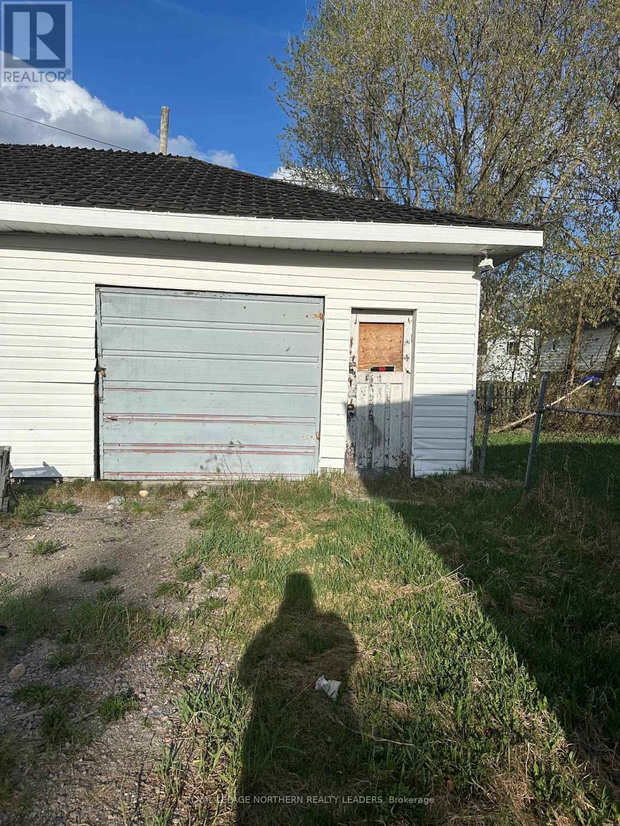 












20 O'MEARA BOULEVARD

,
Kirkland Lake,




Ontario
P4N2T6

