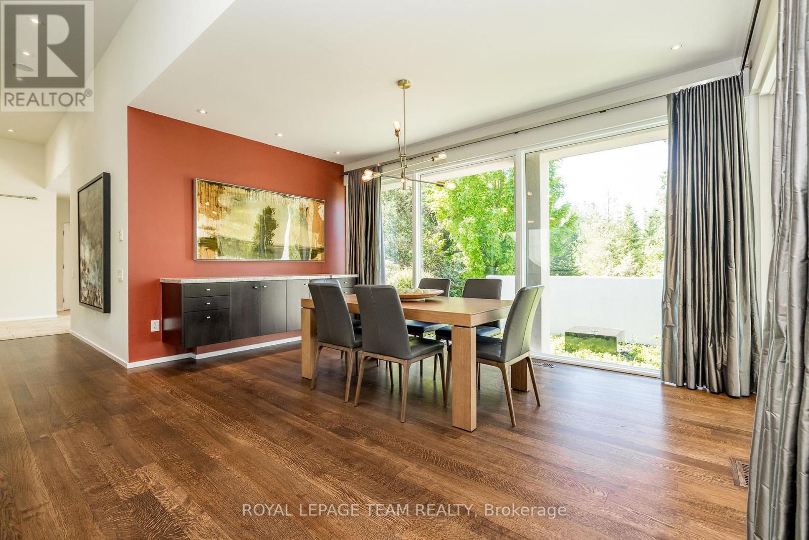 












14 KANATA ROCKERIES PRIVATE

,
Ottawa,




Ontario
K2K3P4

