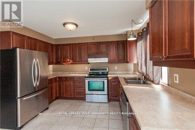 












90 ELGIN MILLS ROAD W

,
Richmond Hill,




Ontario
L4C4M2

