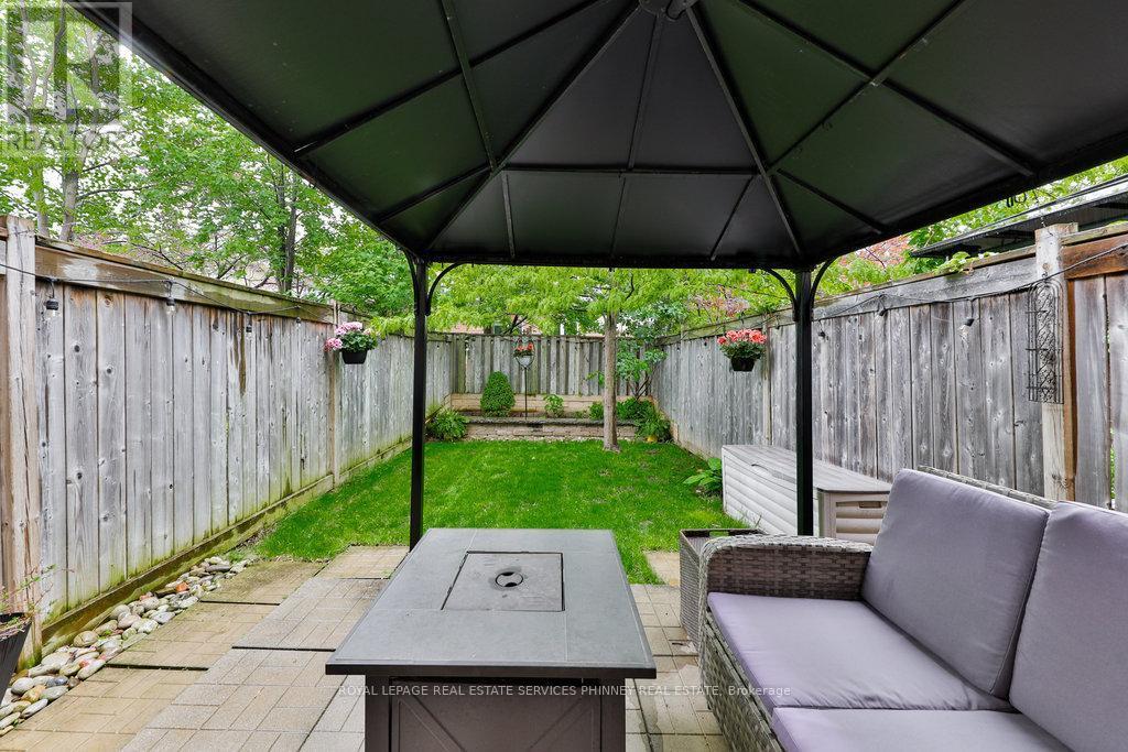












14 - 2410 WOODSTOCK TRAIL

,
Oakville,




Ontario
L6M0L3

