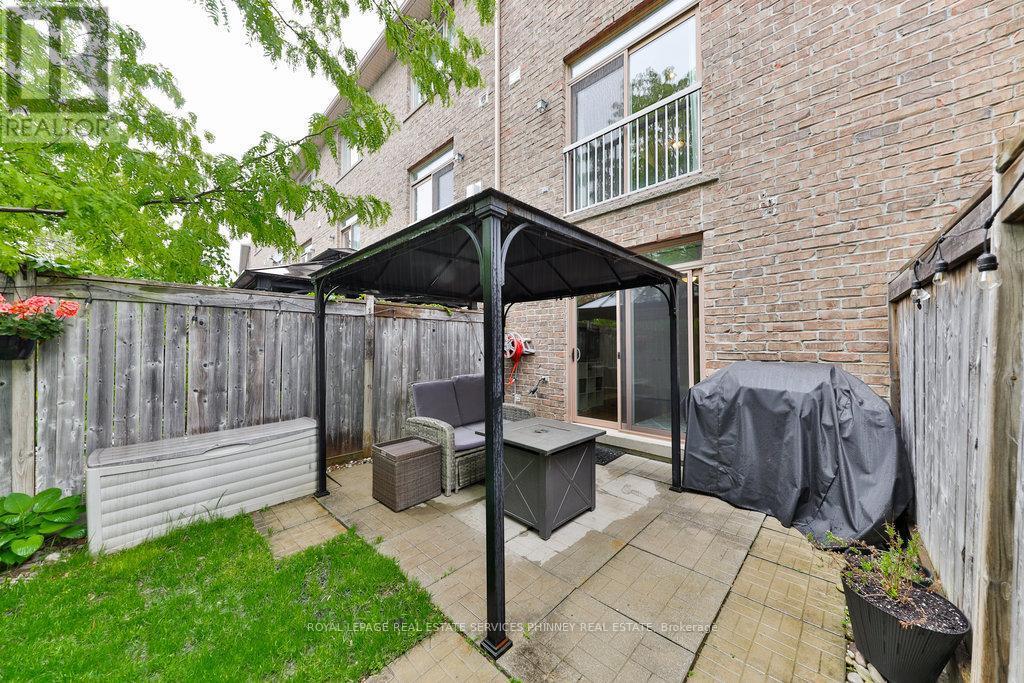 












14 - 2410 WOODSTOCK TRAIL

,
Oakville,




Ontario
L6M0L3

