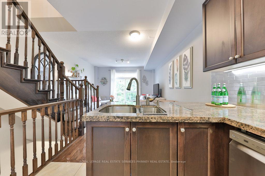 












14 - 2410 WOODSTOCK TRAIL

,
Oakville,




Ontario
L6M0L3

