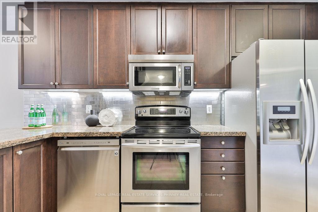 












14 - 2410 WOODSTOCK TRAIL

,
Oakville,




Ontario
L6M0L3

