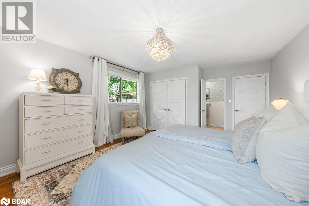 












37 BIRD Crescent

,
Belleville,




Ontario
K8N4Z5

