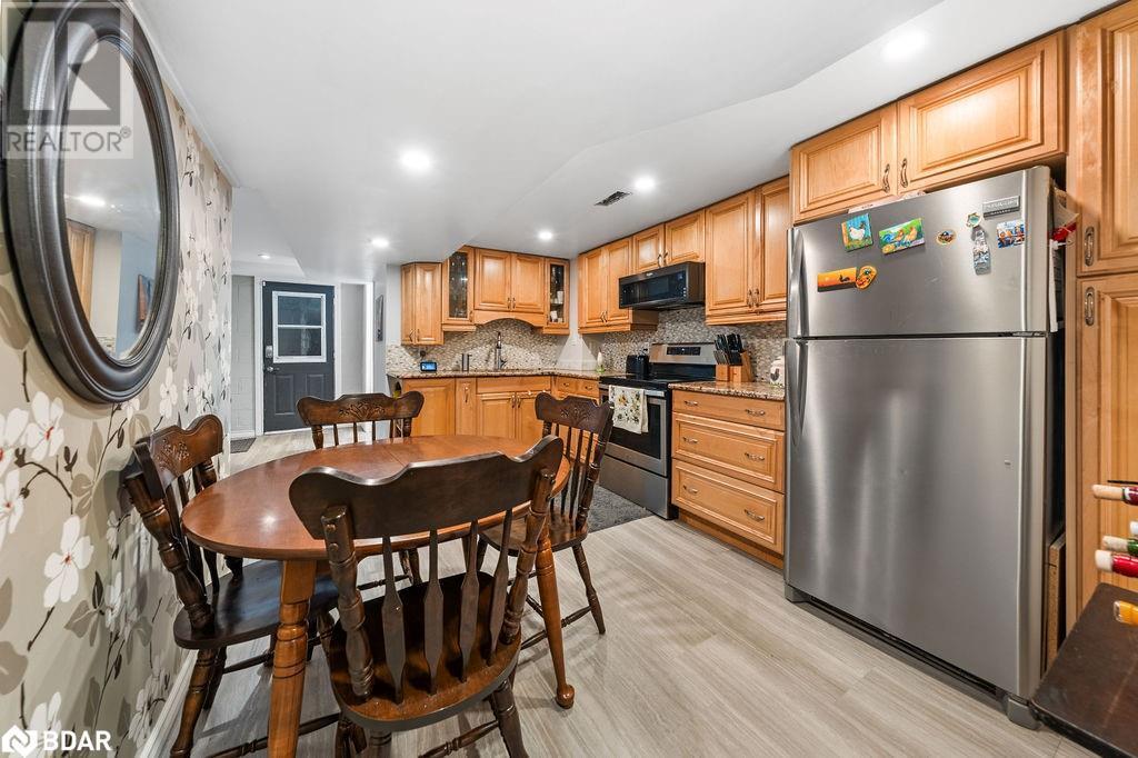












37 BIRD Crescent

,
Belleville,




Ontario
K8N4Z5

