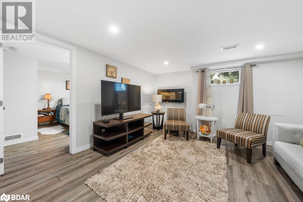 












37 BIRD Crescent

,
Belleville,




Ontario
K8N4Z5

