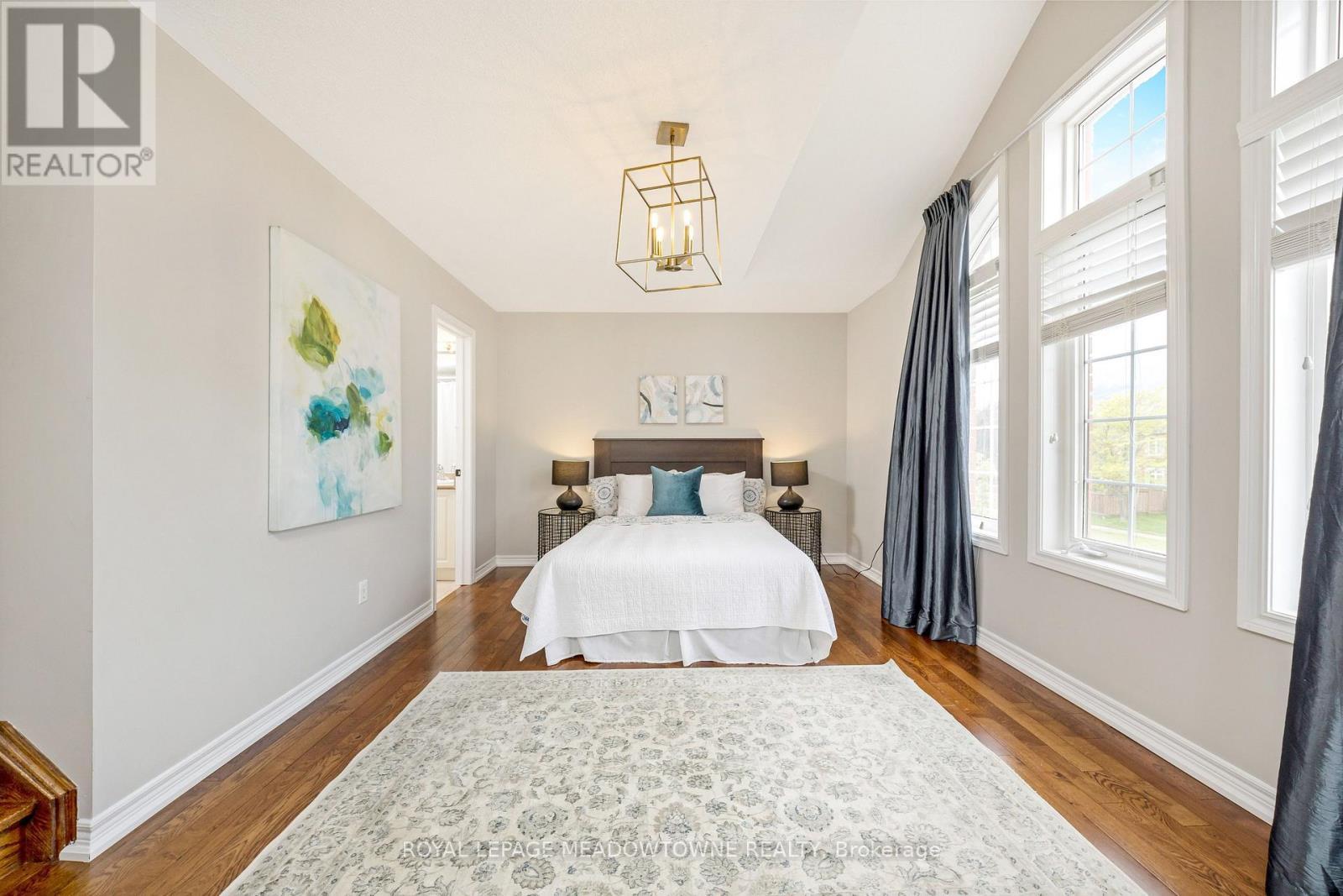 












2120 PINE GLEN ROAD

,
Oakville,




Ontario
L6M5B3

