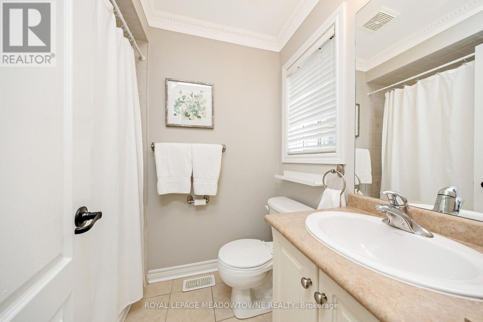 












2120 PINE GLEN ROAD

,
Oakville,




Ontario
L6M5B3

