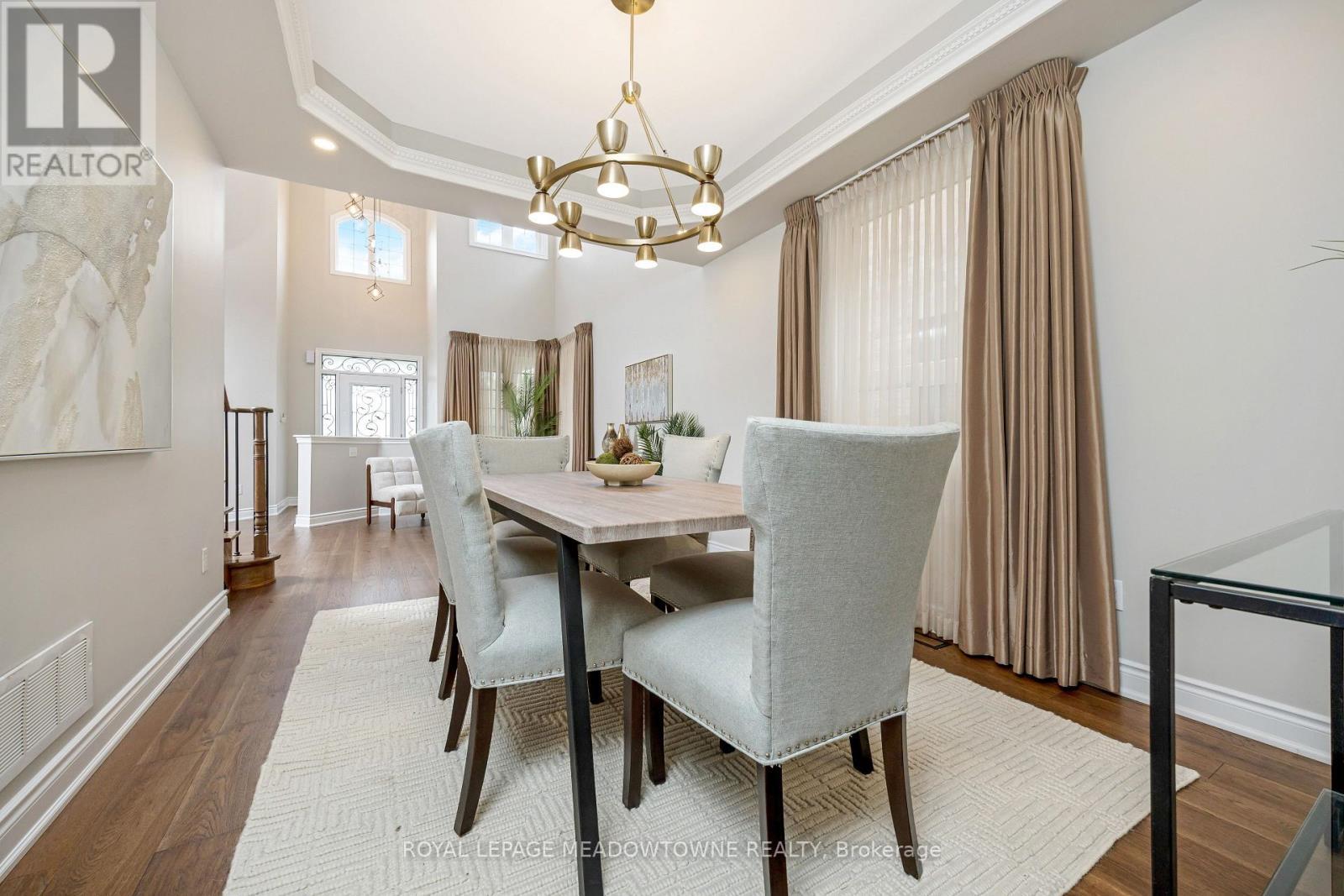 












2120 PINE GLEN ROAD

,
Oakville,




Ontario
L6M5B3

