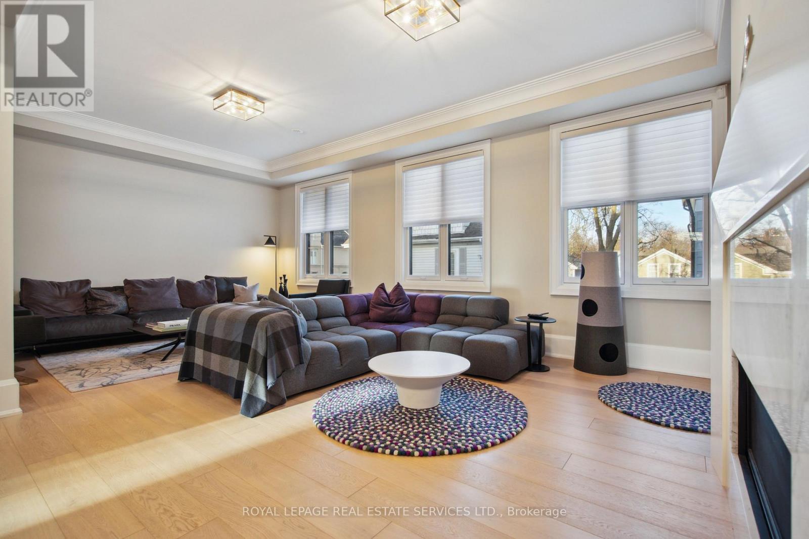 












2 - 336 ROBINSON STREET

,
Oakville,




Ontario
L6J1G9

