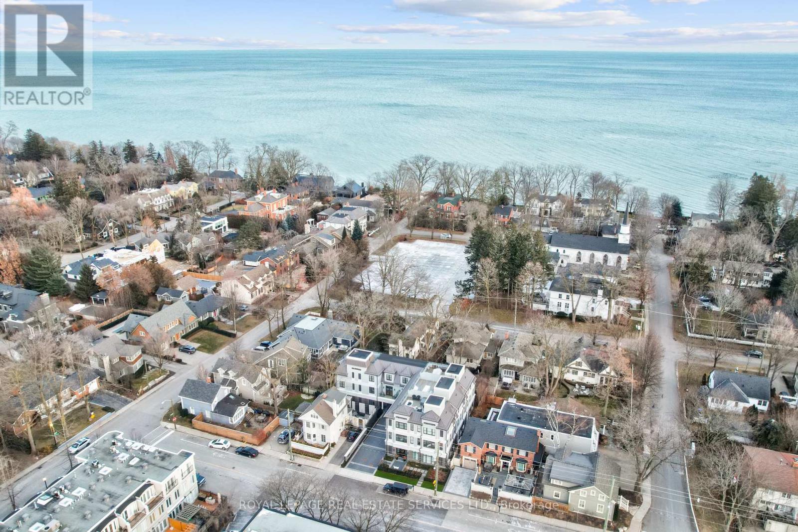 












2 - 336 ROBINSON STREET

,
Oakville,




Ontario
L6J1G9

