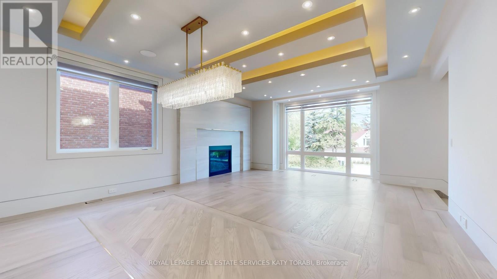 












49 ABITIBI AVENUE

,
Toronto,




Ontario
M2M2V3

