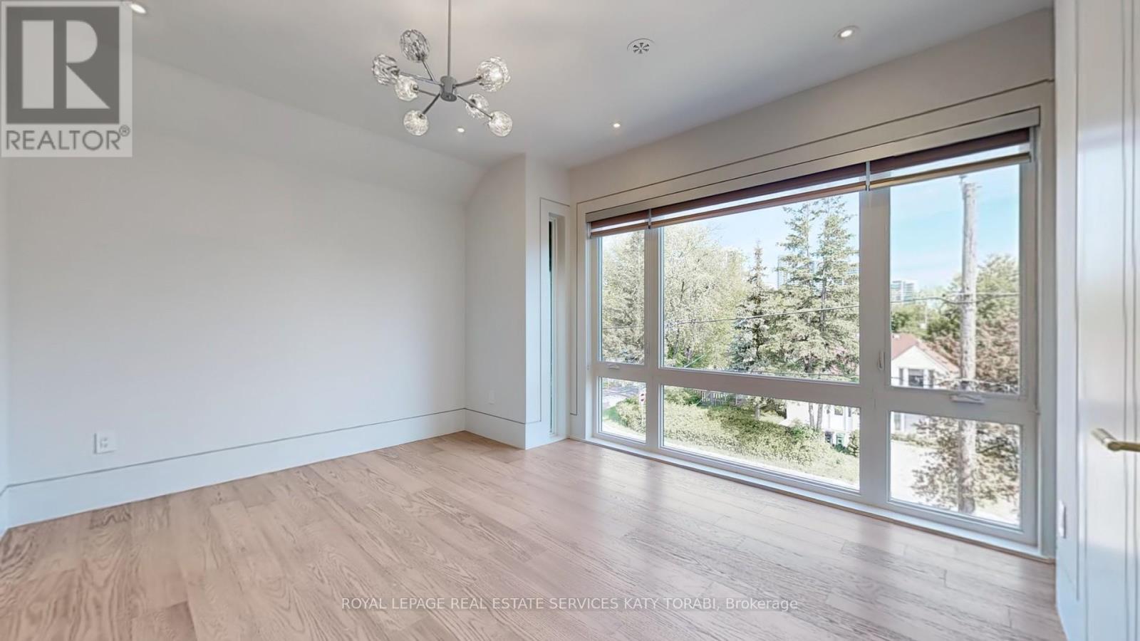 












49 ABITIBI AVENUE

,
Toronto,




Ontario
M2M2V3


