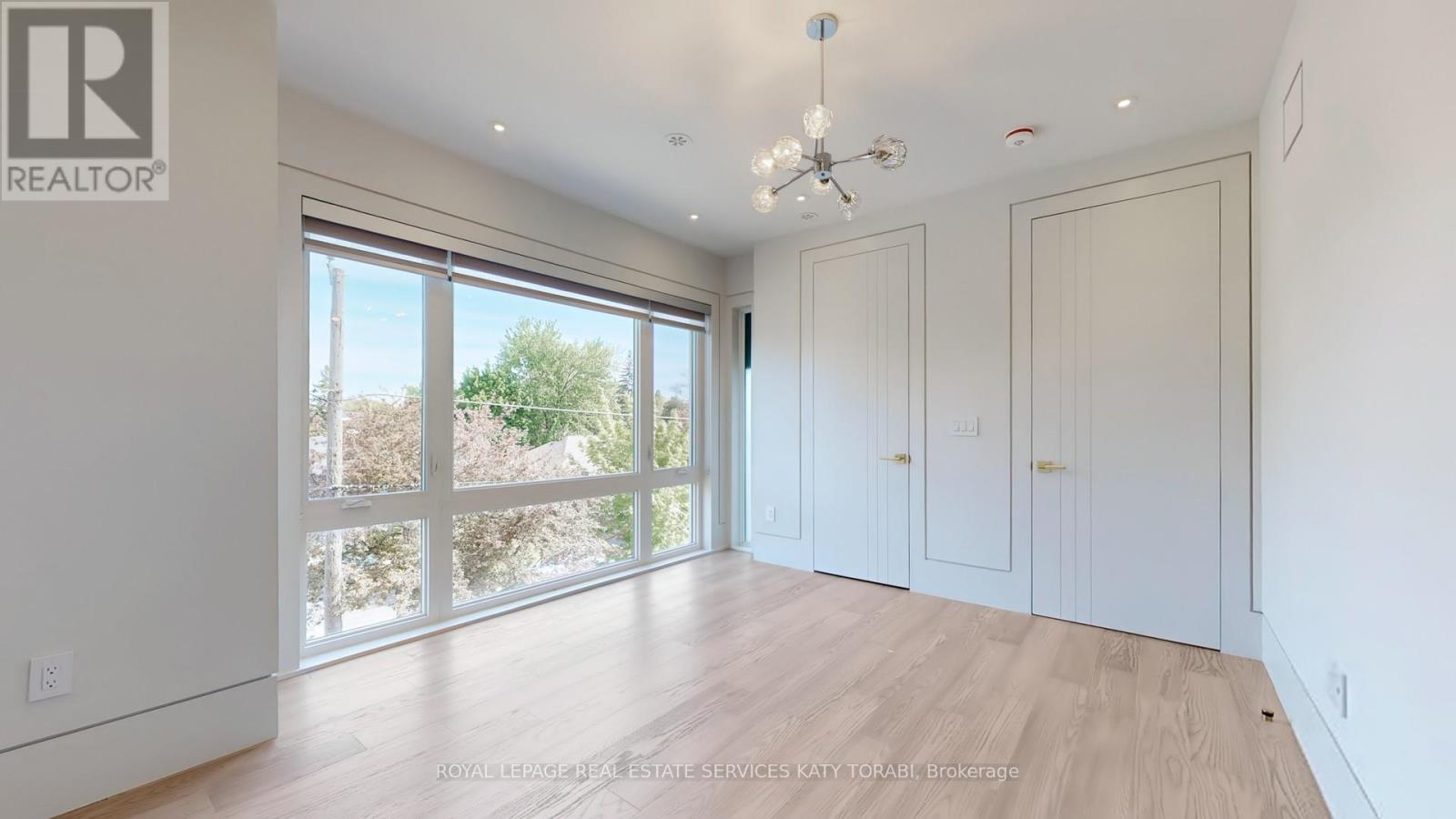 












49 ABITIBI AVENUE

,
Toronto,




Ontario
M2M2V3

