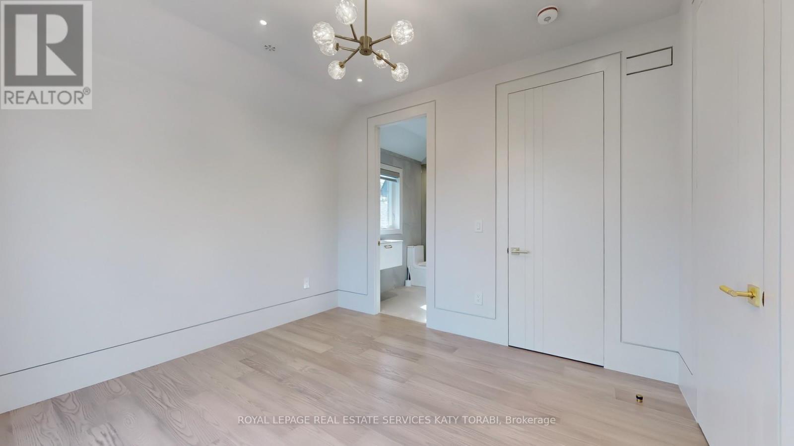 












49 ABITIBI AVENUE

,
Toronto,




Ontario
M2M2V3

