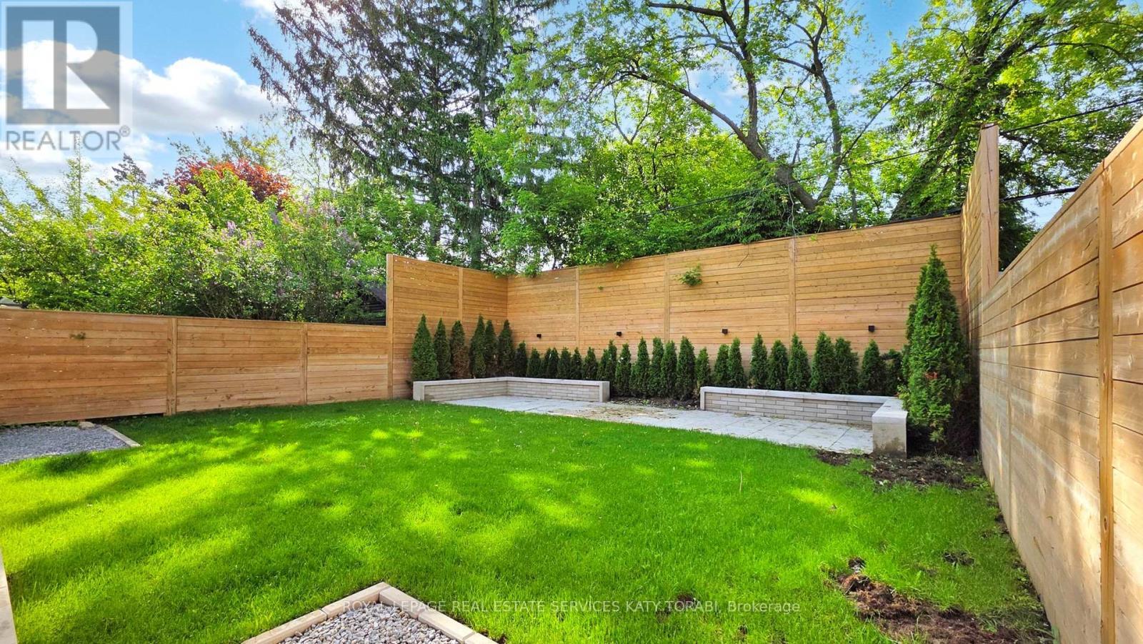 












49 ABITIBI AVENUE

,
Toronto,




Ontario
M2M2V3

