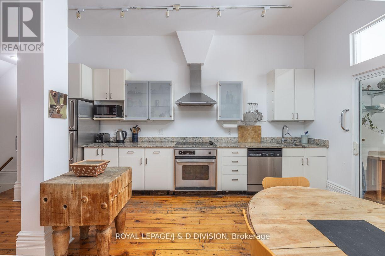 












187 CRAWFORD STREET

,
Toronto,




Ontario
M6J2V5

