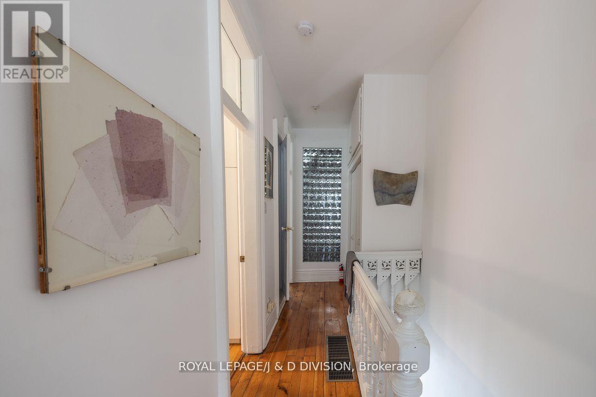 












187 CRAWFORD STREET

,
Toronto,




Ontario
M6J2V5

