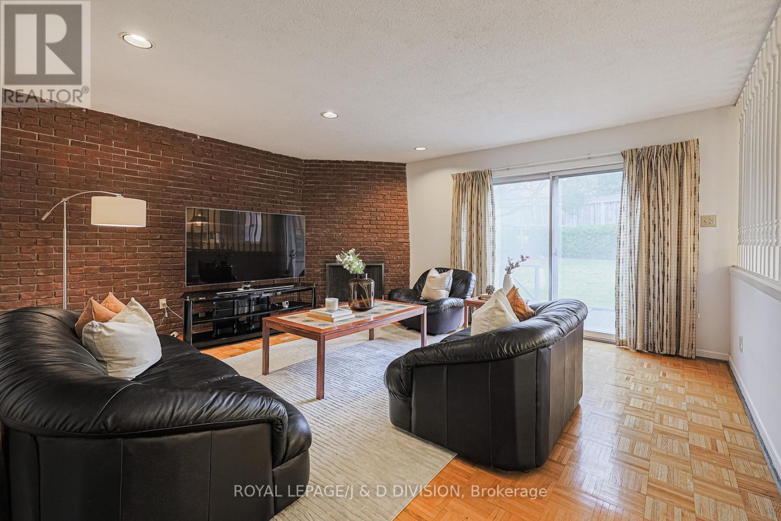 












59 MELLOWOOD DRIVE

,
Toronto,




Ontario
M2L2E4

