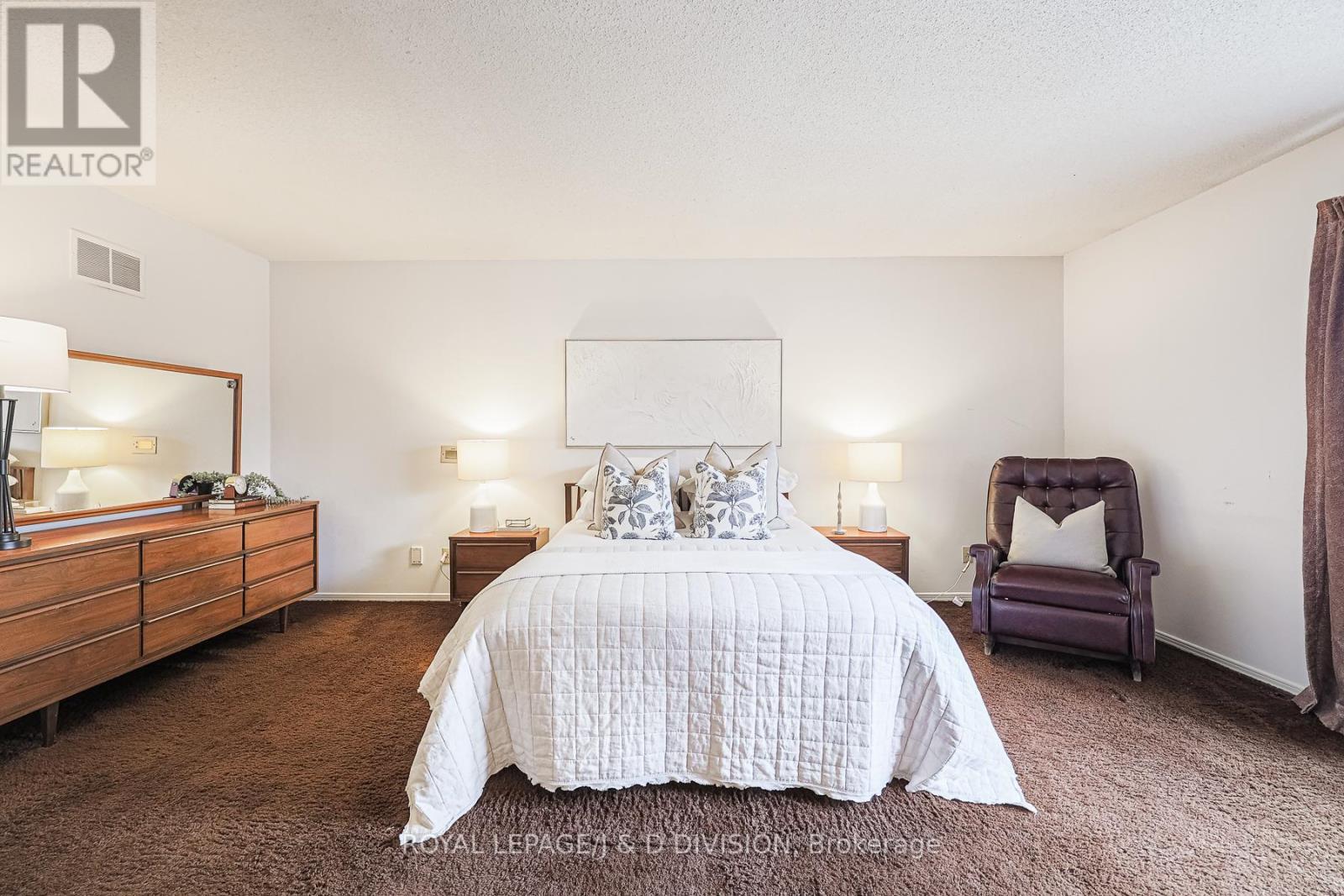 












59 MELLOWOOD DRIVE

,
Toronto,




Ontario
M2L2E4

