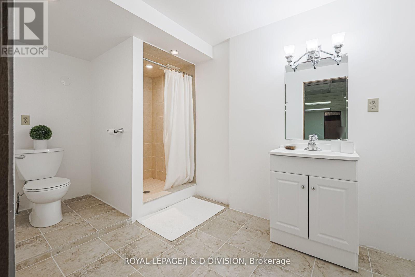 












59 MELLOWOOD DRIVE

,
Toronto,




Ontario
M2L2E4

