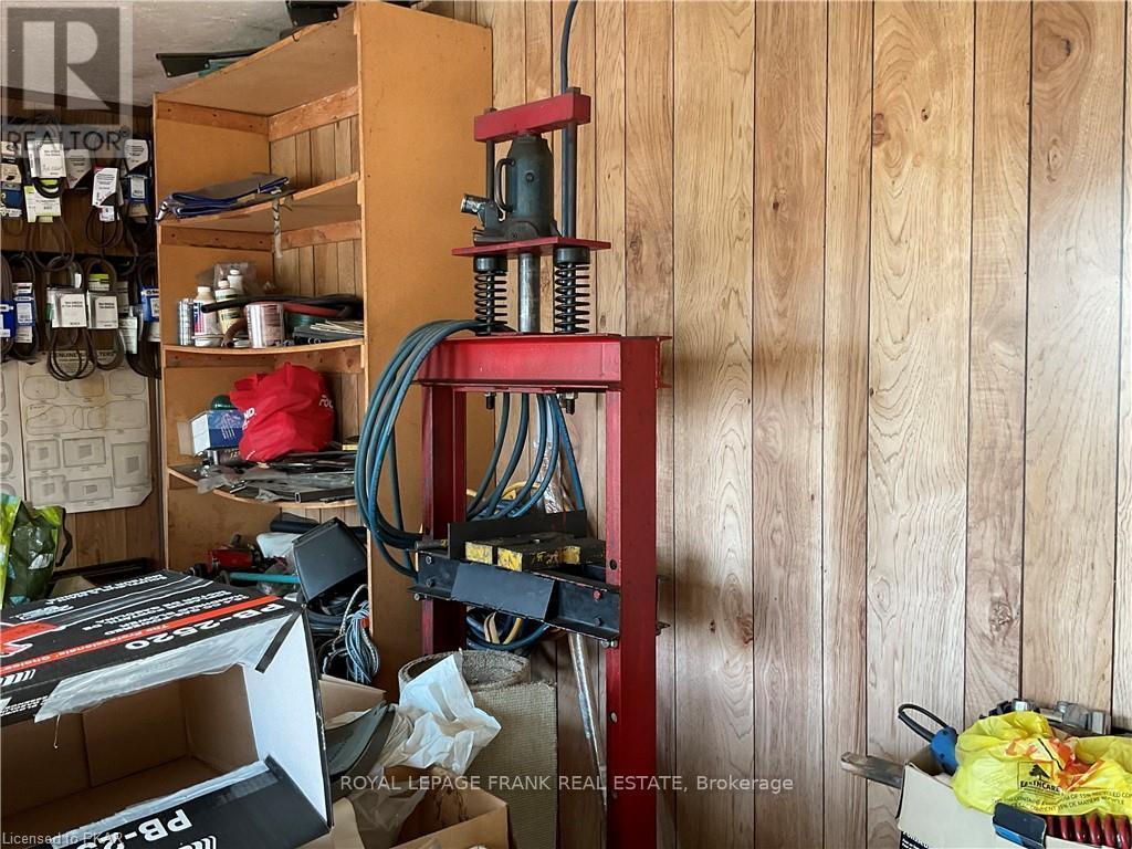 












3467 COUNTY RD 36

,
Trent Lakes,




Ontario
K0L1J0

