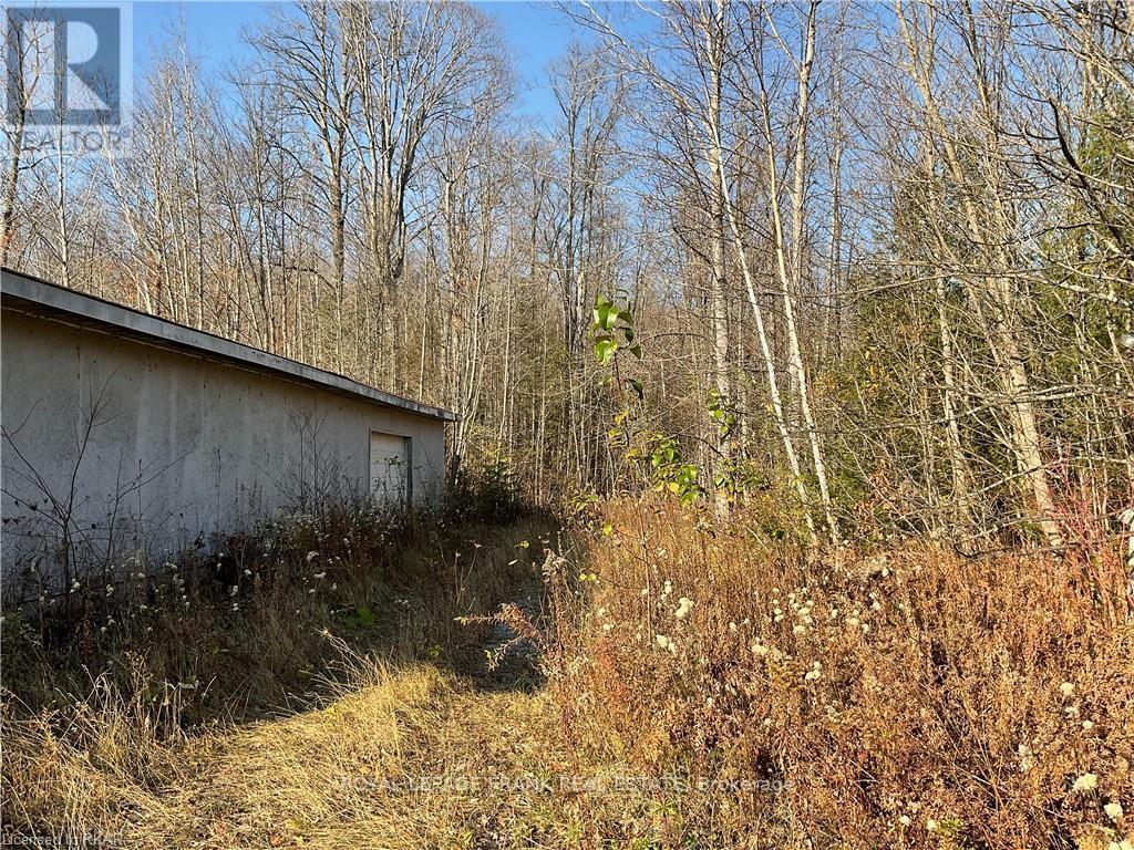 












3467 COUNTY RD 36

,
Trent Lakes,




Ontario
K0L1J0

