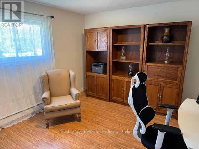 












1054 EVANSVILLE DRIVE

,
West Nipissing (Sturgeon Falls),




Ontario
P2B2K4

