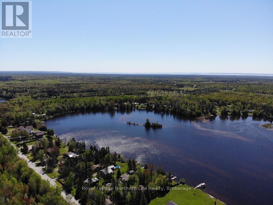 












1054 EVANSVILLE DRIVE

,
West Nipissing (Sturgeon Falls),




Ontario
P2B2K4

