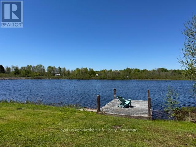 












1054 EVANSVILLE DRIVE

,
West Nipissing (Sturgeon Falls),




Ontario
P2B2K4

