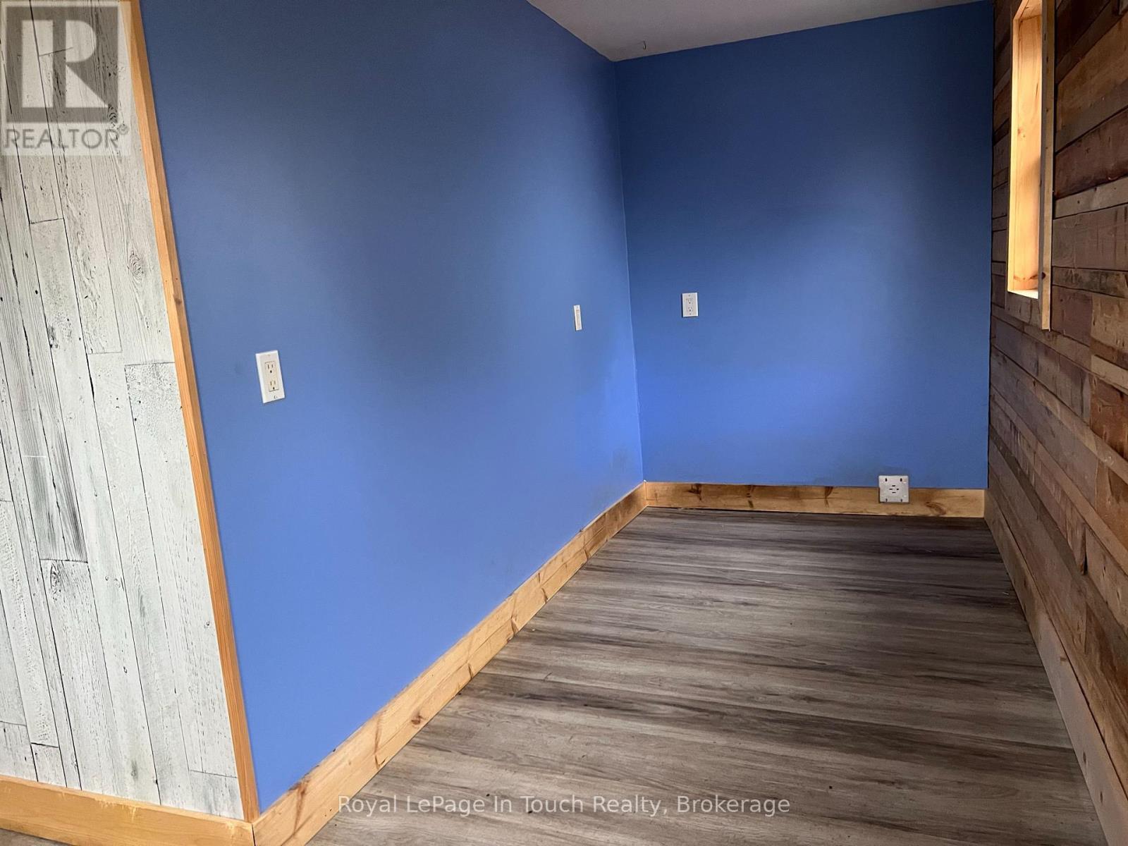 












135 JEPHSON STREET

,
Tay (Victoria Harbour),




Ontario
L0K2A0

