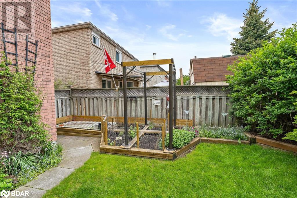 












262 MURRAY Street

,
Brampton,




Ontario
L6X3T4

