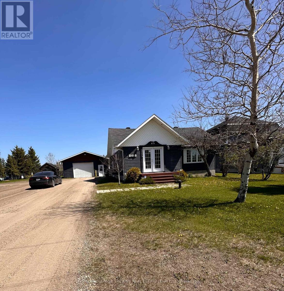 












306 GOVERNMENT ROAD

,
Val Rita-Harty,




Ontario
P0L1M0


