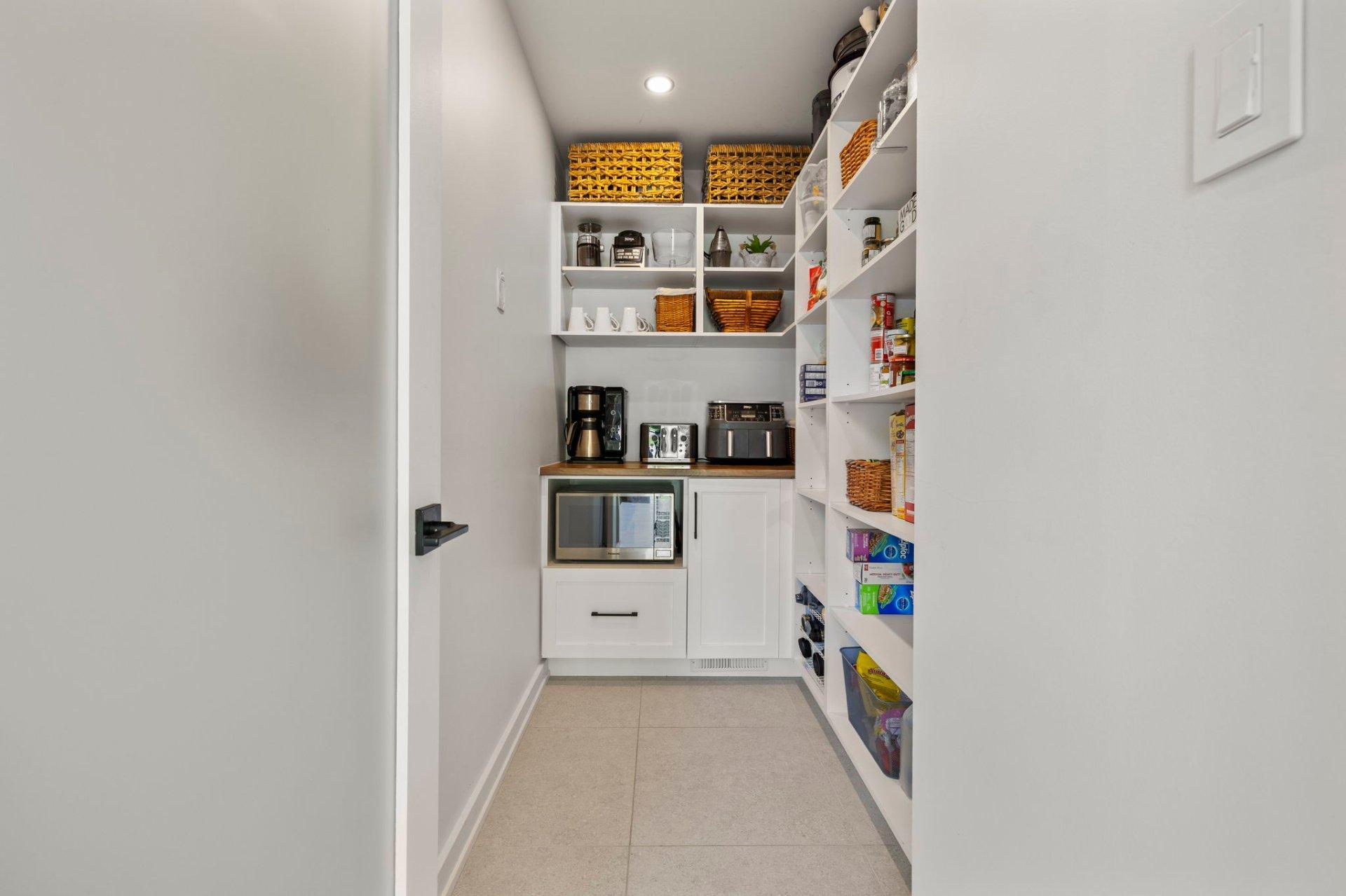 









420


Ch. de la Randonnée

,
Chelsea,




QC
J9B0E3

