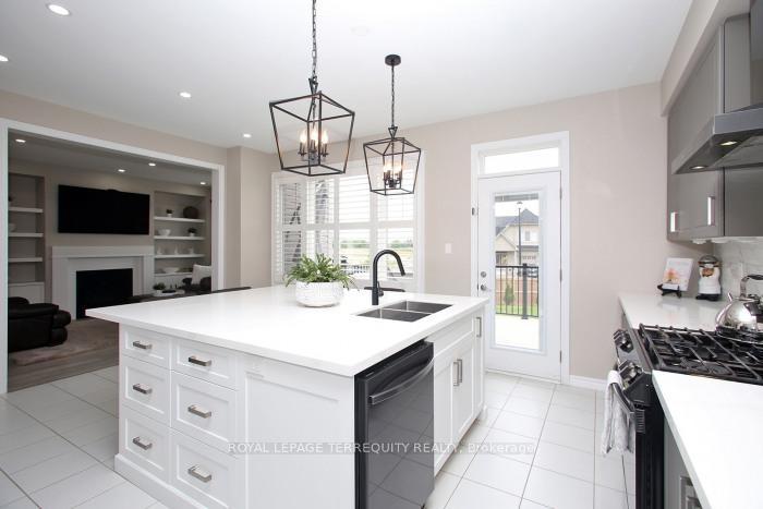 









220


Harpin

Way East,
Centre Wellington,




ON
N1M 2W3

