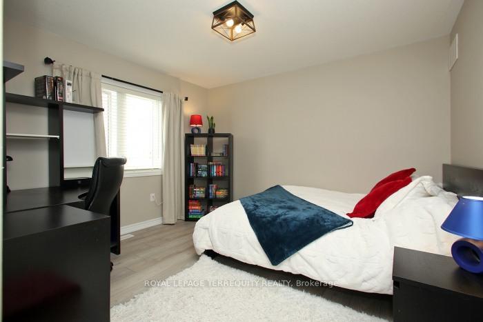 









220


Harpin

Way East,
Centre Wellington,




ON
N1M 2W3

