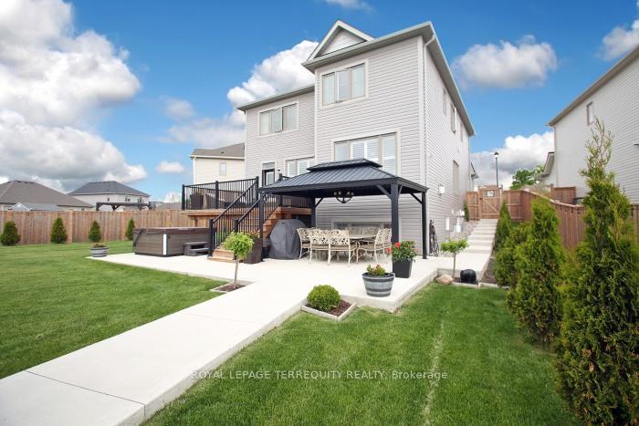 









220


Harpin

Way East,
Centre Wellington,




ON
N1M 2W3

